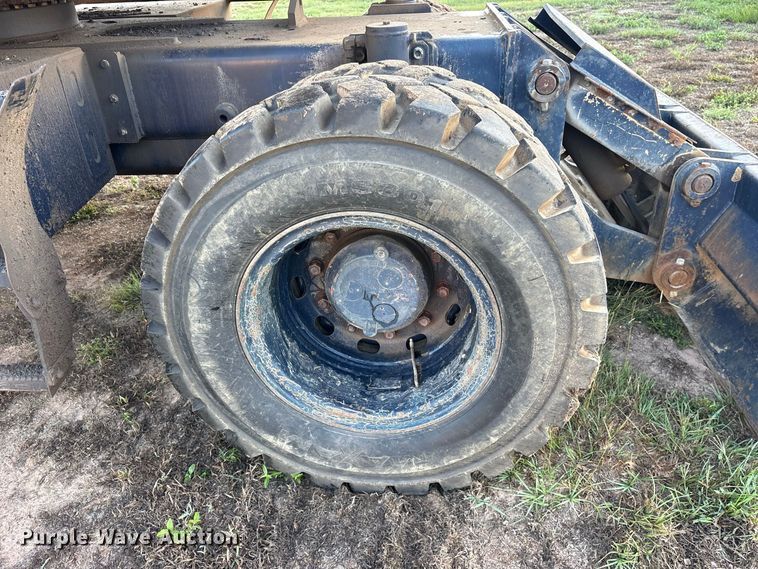 image for item ES8278 2000 Gradall XL 2300 wheel loader
