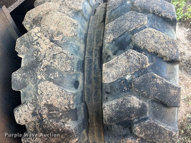 image for item ES8278 2000 Gradall XL 2300 wheel loader