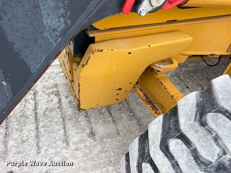 image for item ES8286 2015 John Deere 310K backhoe