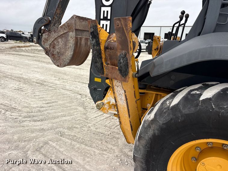 image for item ES8286 2015 John Deere 310K backhoe