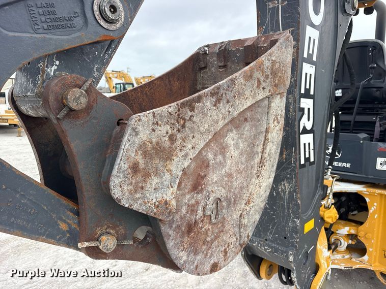 image for item ES8286 2015 John Deere 310K backhoe