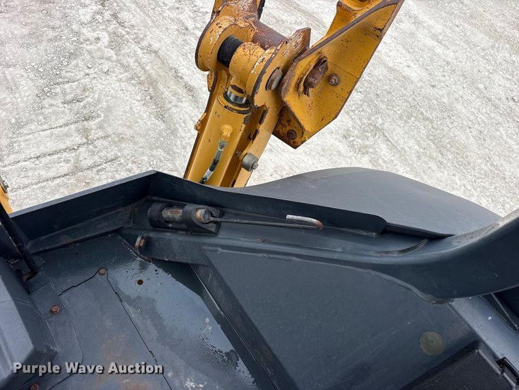 image for item ES8286 2015 John Deere 310K backhoe