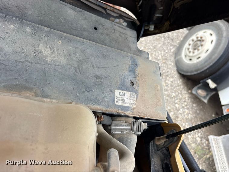 image for item ES8298 2012 Caterpillar 430E IT backhoe