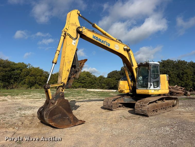 image for item ES8306 2007 Komatsu PC228 USLC-3 excavator