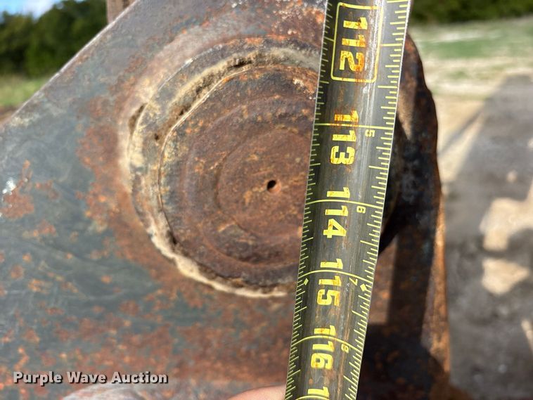 image for item ES8306 2007 Komatsu PC228 USLC-3 excavator