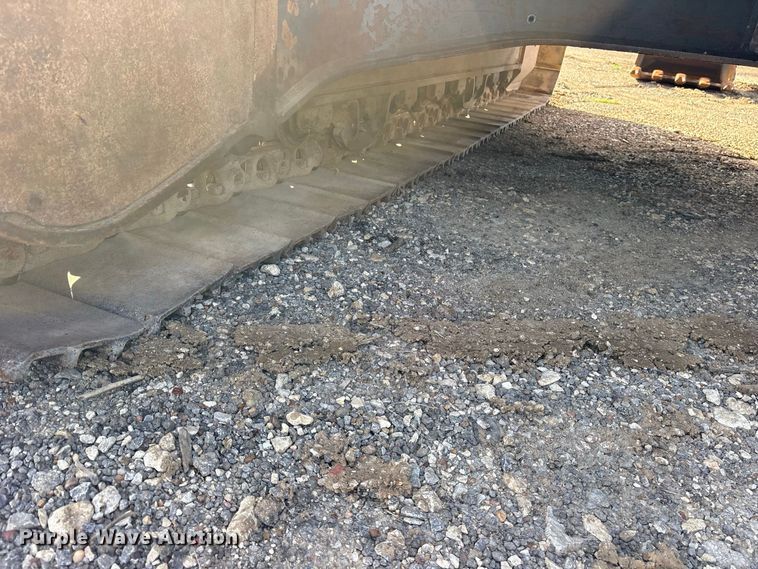 image for item ES8306 2007 Komatsu PC228 USLC-3 excavator