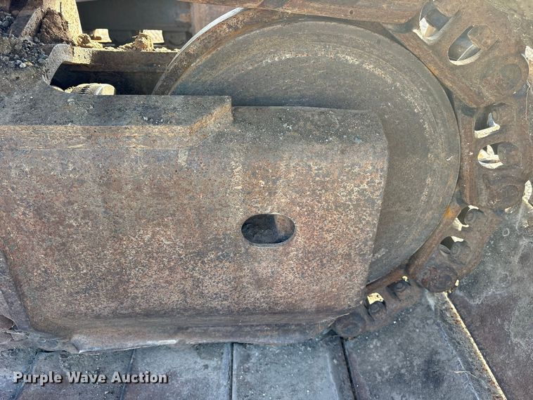 image for item ES8306 2007 Komatsu PC228 USLC-3 excavator