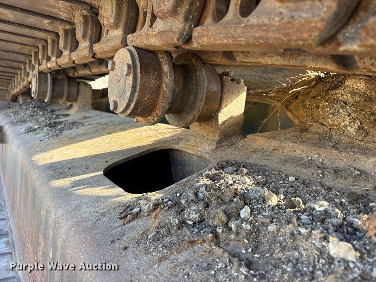 image for item ES8306 2007 Komatsu PC228 USLC-3 excavator
