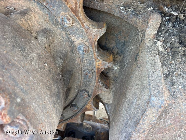 image for item ES8306 2007 Komatsu PC228 USLC-3 excavator