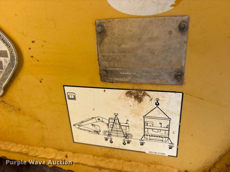 image for item ES8306 2007 Komatsu PC228 USLC-3 excavator