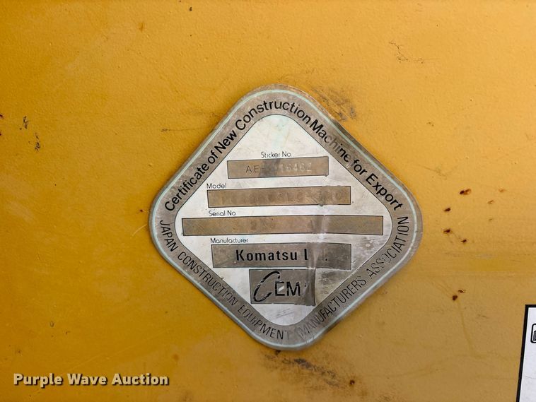 image for item ES8306 2007 Komatsu PC228 USLC-3 excavator