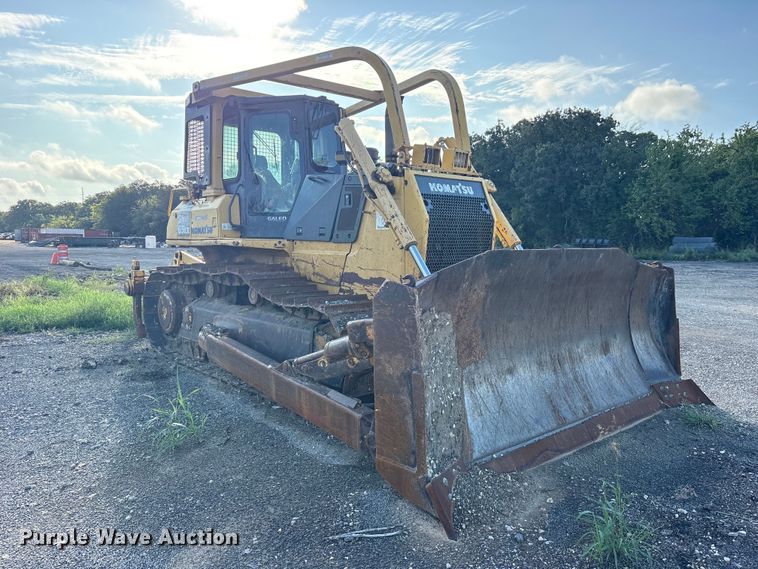 image for item ES8307 2007 Komatsu D65EX-15 dozer