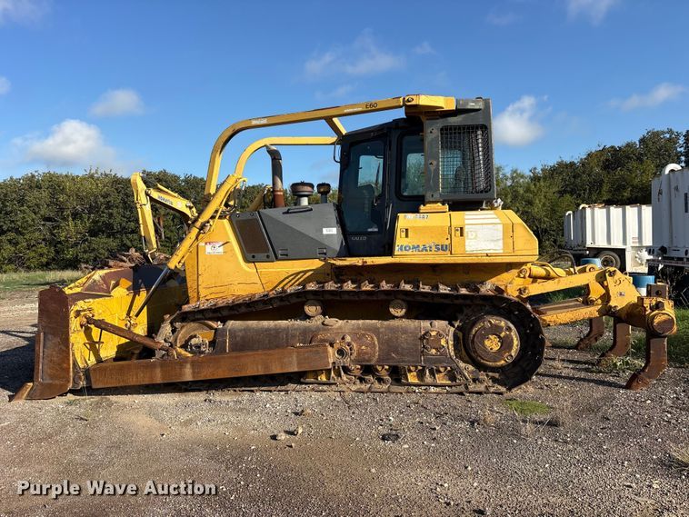 image for item ES8307 2007 Komatsu D65EX-15 dozer