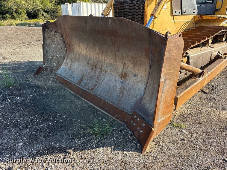 image for item ES8307 2007 Komatsu D65EX-15 dozer