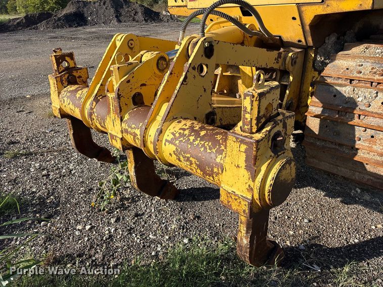 image for item ES8307 2007 Komatsu D65EX-15 dozer