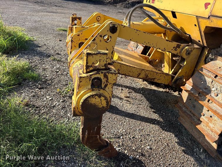 image for item ES8307 2007 Komatsu D65EX-15 dozer