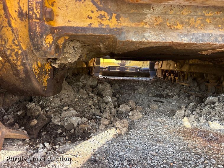 image for item ES8307 2007 Komatsu D65EX-15 dozer
