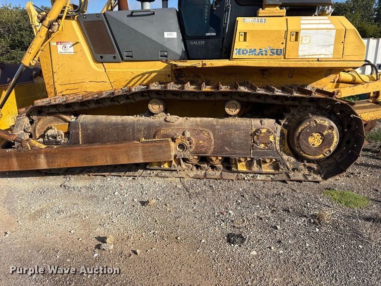 image for item ES8307 2007 Komatsu D65EX-15 dozer