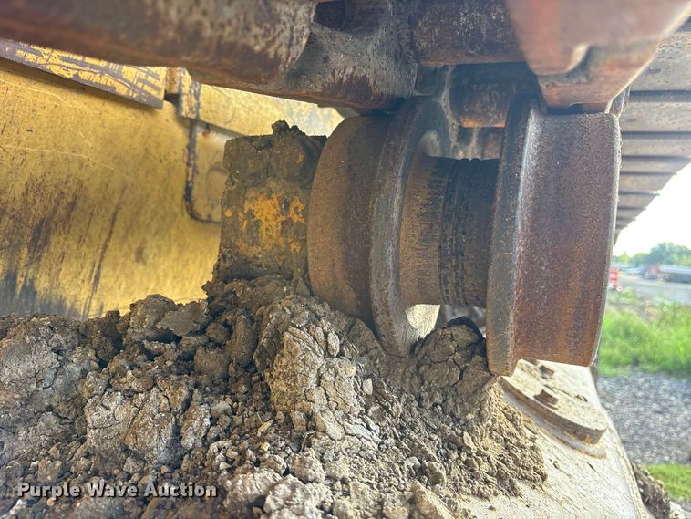 image for item ES8307 2007 Komatsu D65EX-15 dozer