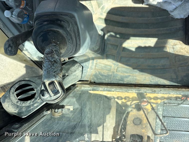 image for item ES8308 2012 Caterpillar 420E IT backhoe