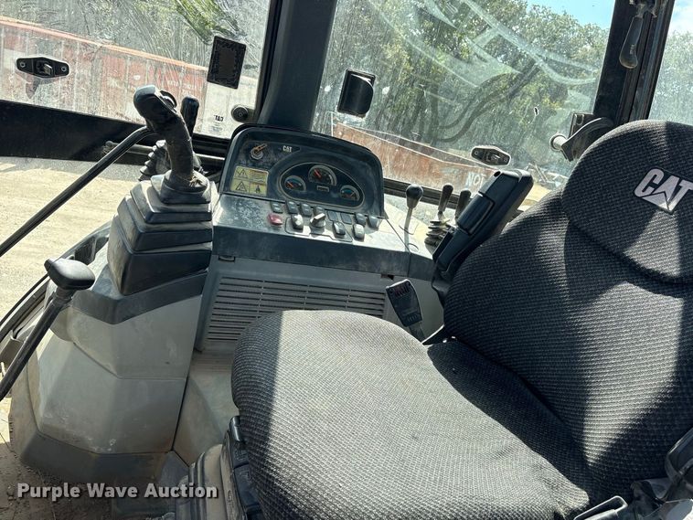 image for item ES8308 2012 Caterpillar 420E IT backhoe