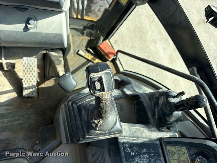image for item ES8308 2012 Caterpillar 420E IT backhoe