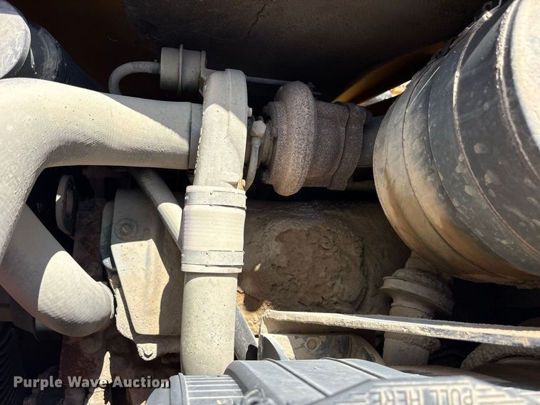 image for item ES8308 2012 Caterpillar 420E IT backhoe
