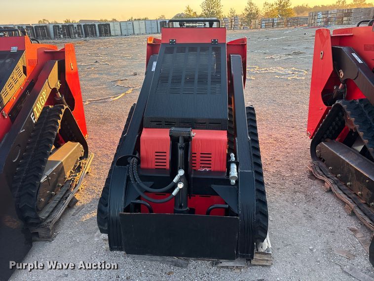 image for item ES8326 Erie SCL850 compact utility loader