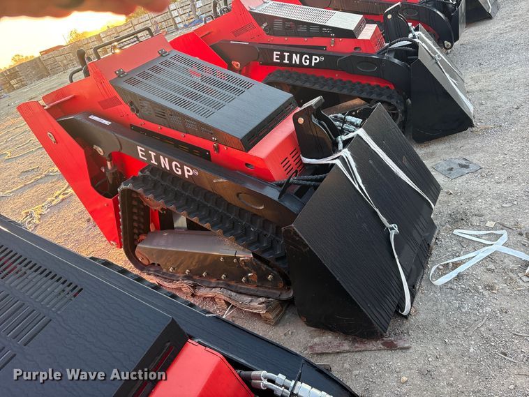 image for item ES8328 Erie SCL850 compact utility loader