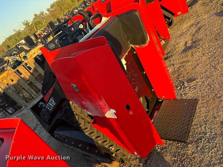 image for item ES8328 Erie SCL850 compact utility loader