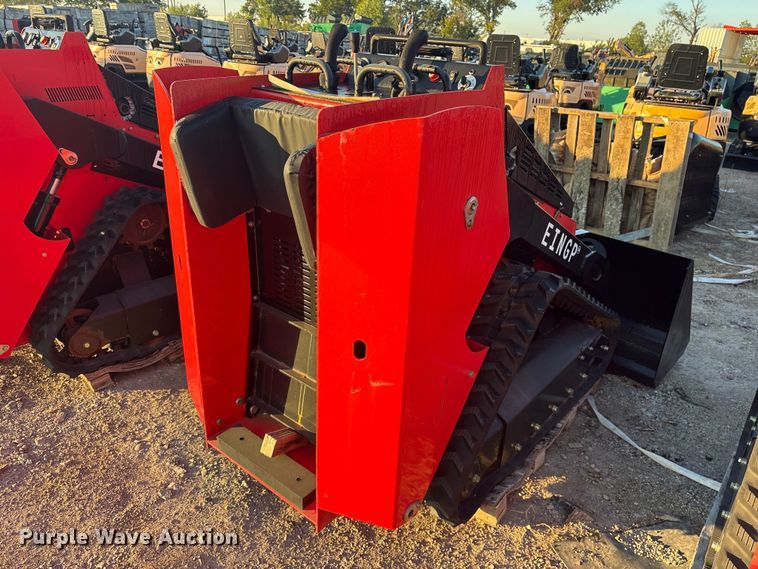image for item ES8329 Erie SCL850 compact utility loader