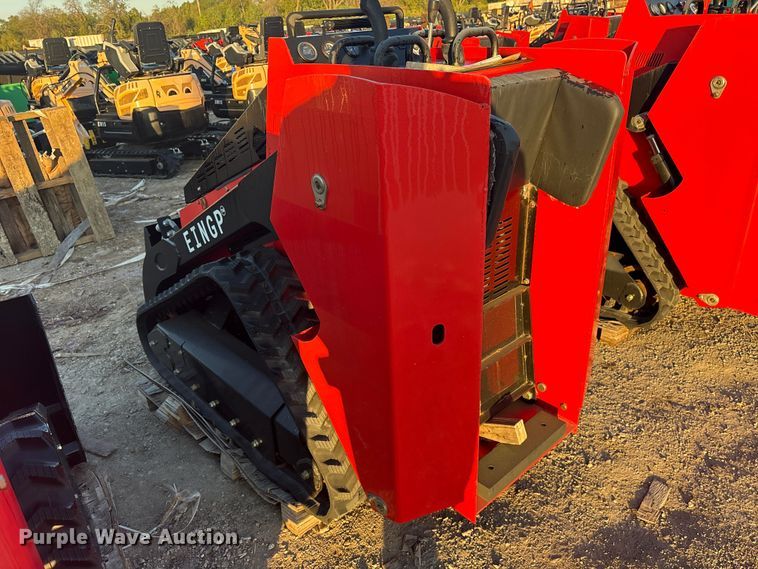image for item ES8329 Erie SCL850 compact utility loader