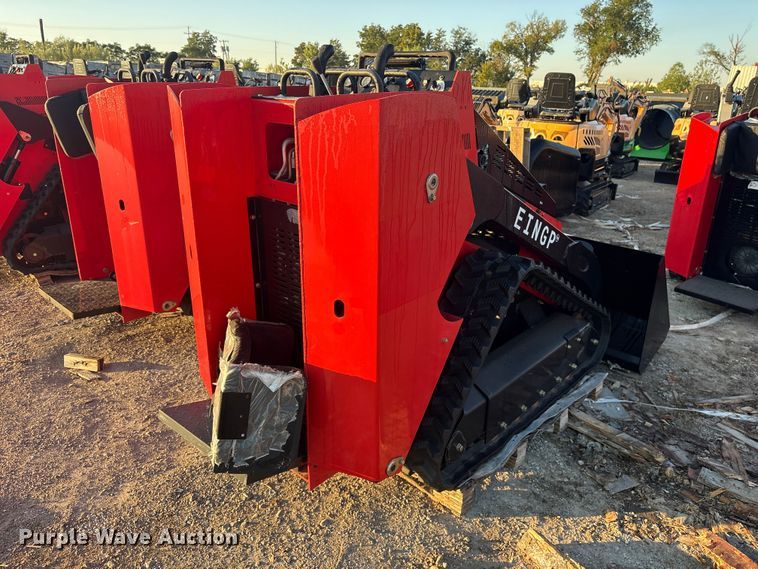 image for item ES8330 Erie SCL850 compact utility loader