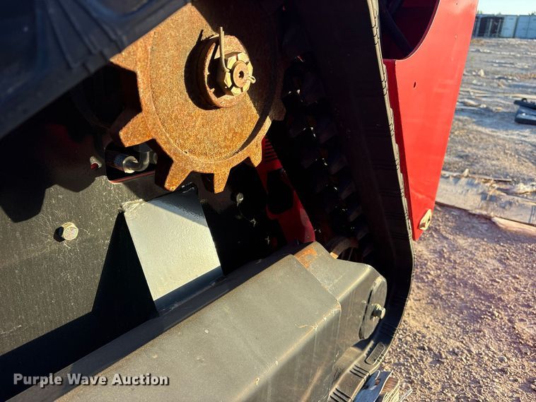 image for item ES8330 Erie SCL850 compact utility loader