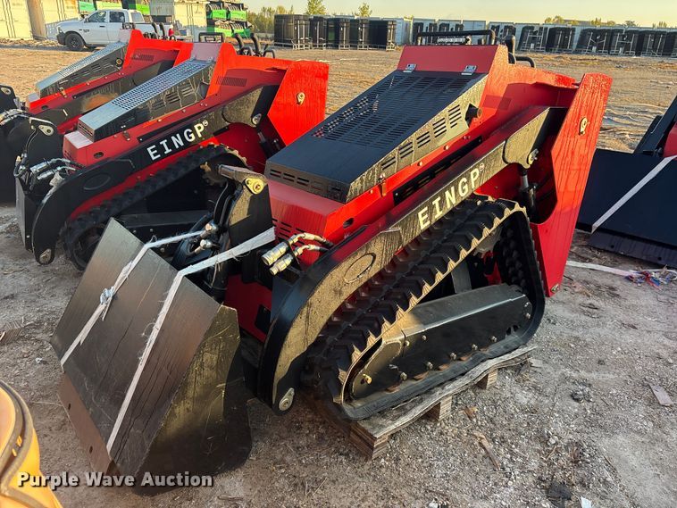 image for item ES8331 2024 Erie SCL850 compact utility loader