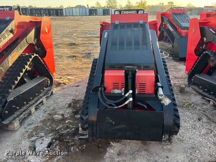 image for item ES8332 Erie SCL850 compact utility loader