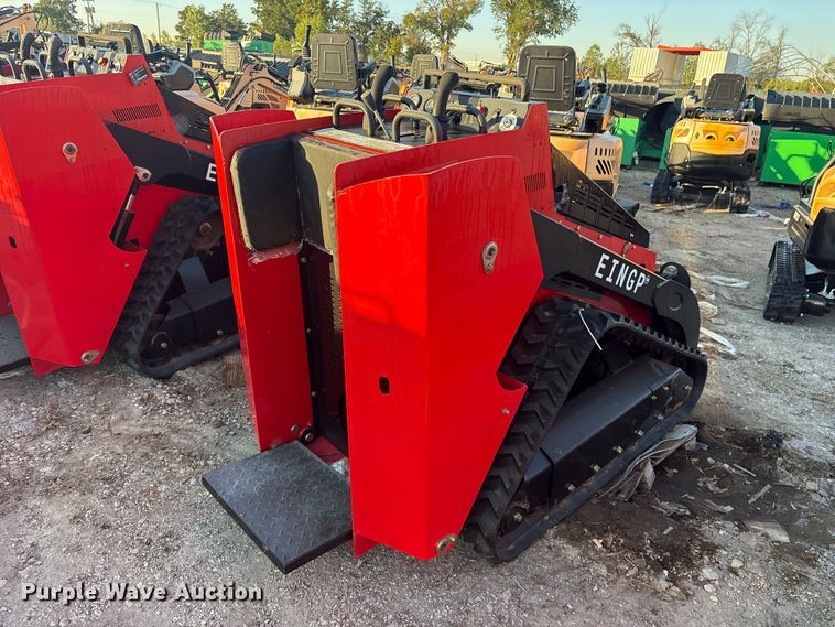 image for item ES8332 Erie SCL850 compact utility loader
