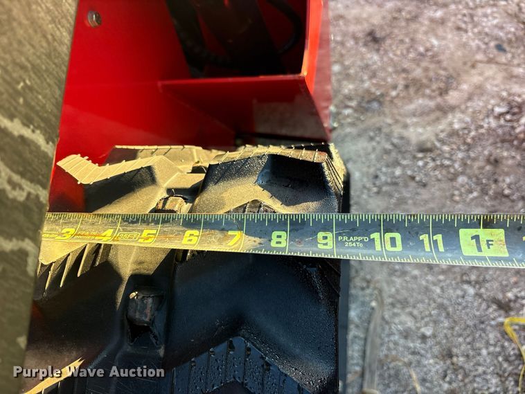 image for item ES8332 Erie SCL850 compact utility loader