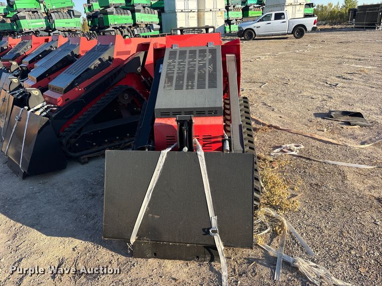 image for item ES8334 Erie SCL850 compact utility loader