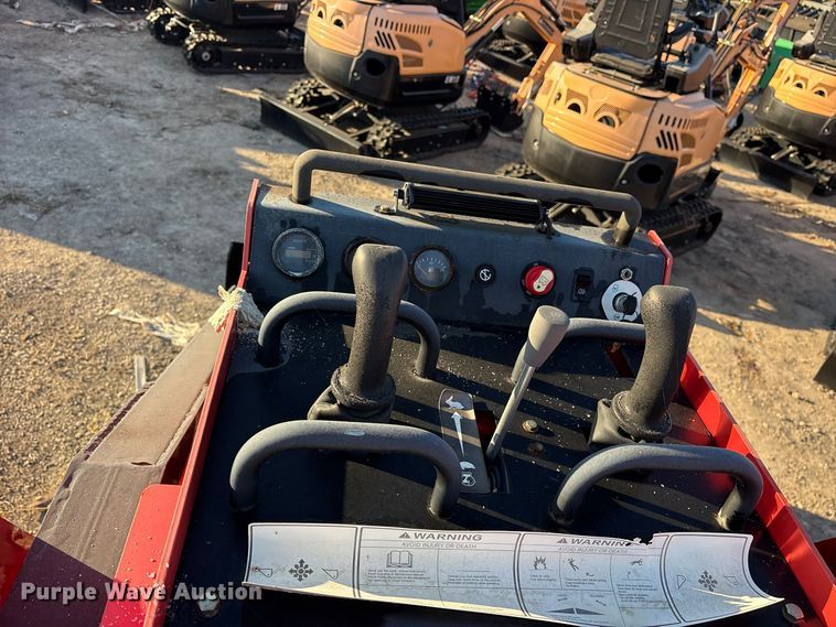 image for item ES8334 Erie SCL850 compact utility loader