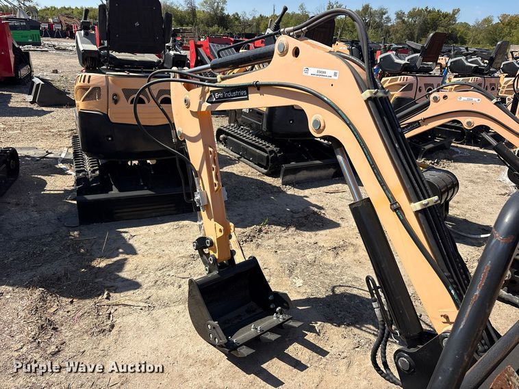 image for item ES8369 2024 Erie EM15 mini excavator