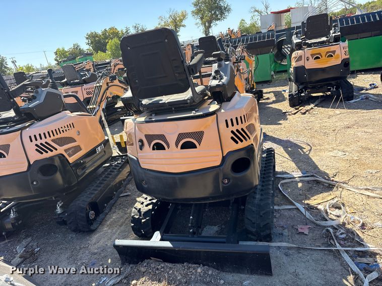 image for item ES8372 2024 Erie EM15 mini excavator