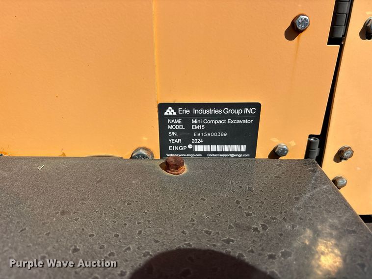 image for item ES8372 2024 Erie EM15 mini excavator