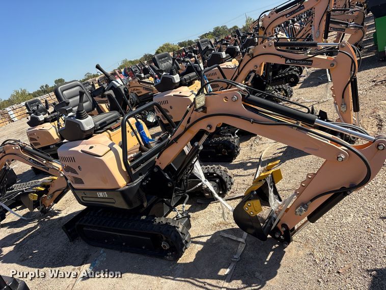 image for item ES8393 2024 Erie EM15 mini excavator