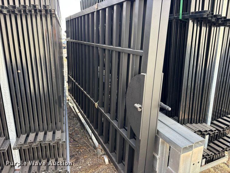 image for item ES8405 Fencing material