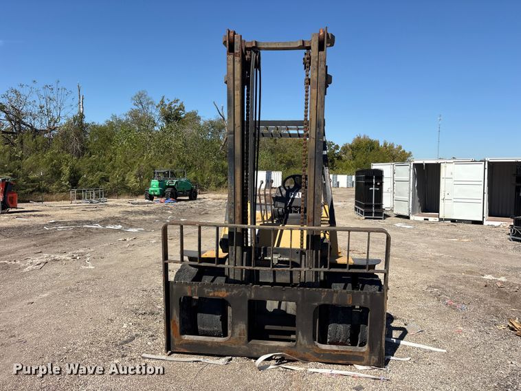 image for item ES8456 2008 Caterpillar DP80K forklift