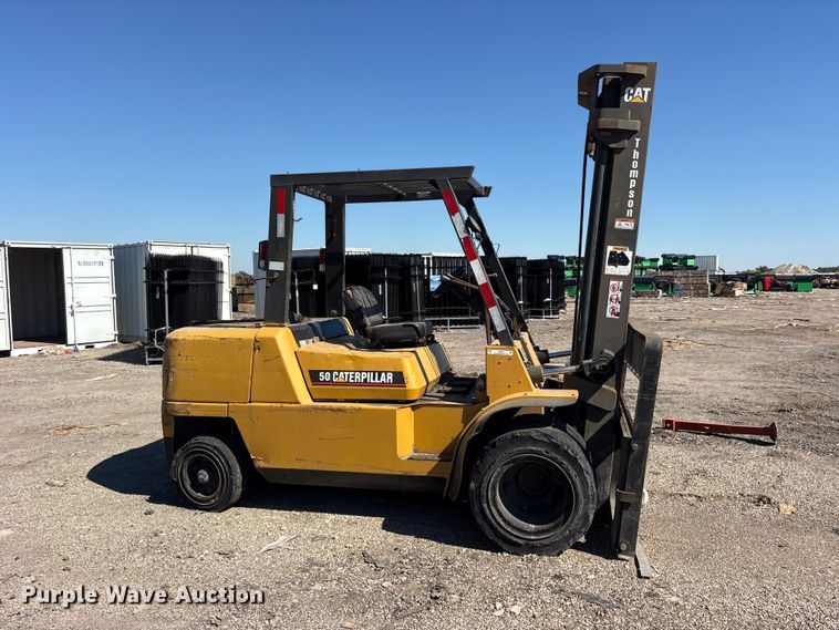 image for item ES8456 2008 Caterpillar DP80K forklift