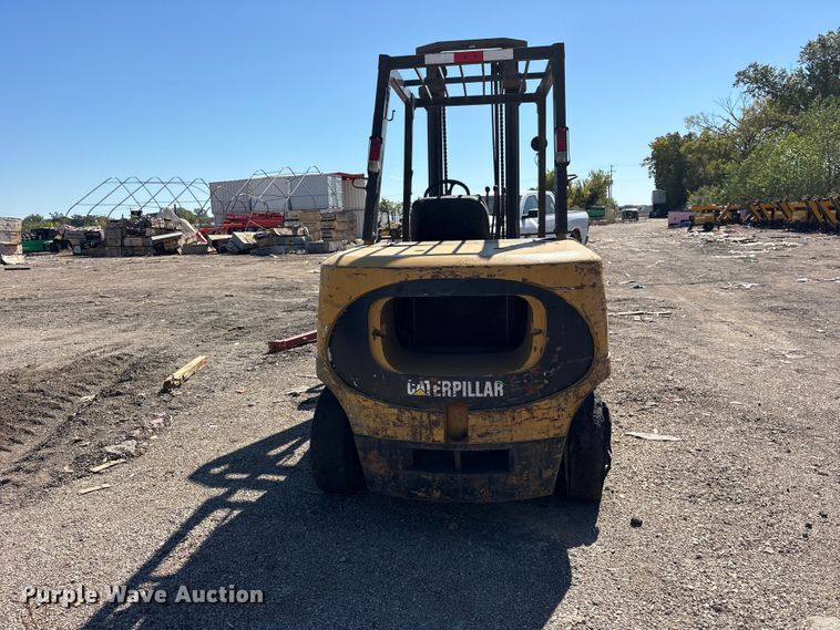 image for item ES8456 2008 Caterpillar DP80K forklift