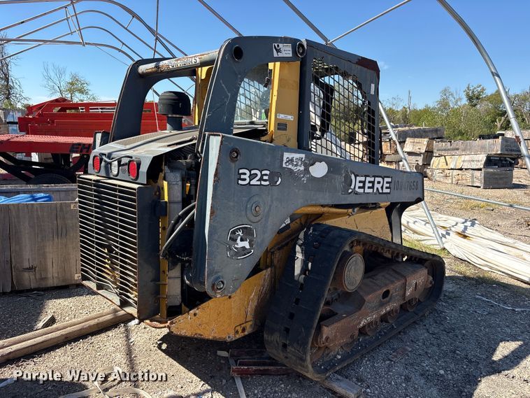 image for item ES8457 2012 John Deere 323D tracked skid steer loader