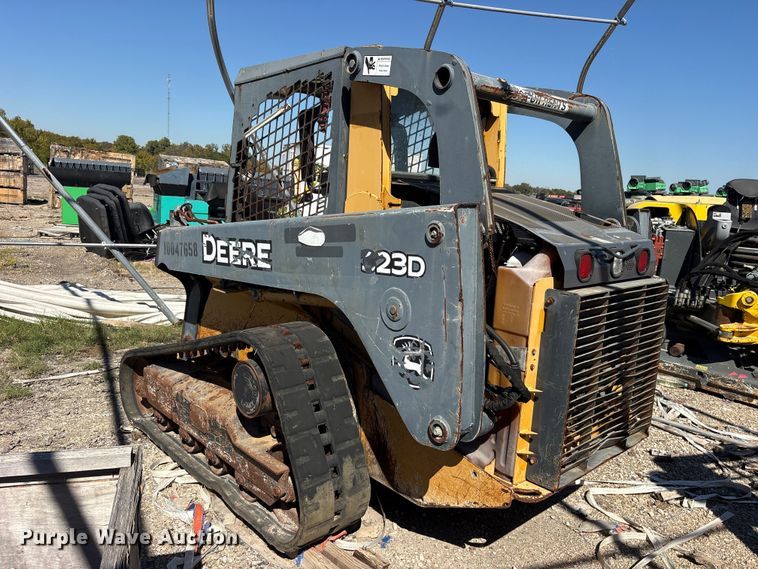 image for item ES8457 2012 John Deere 323D tracked skid steer loader